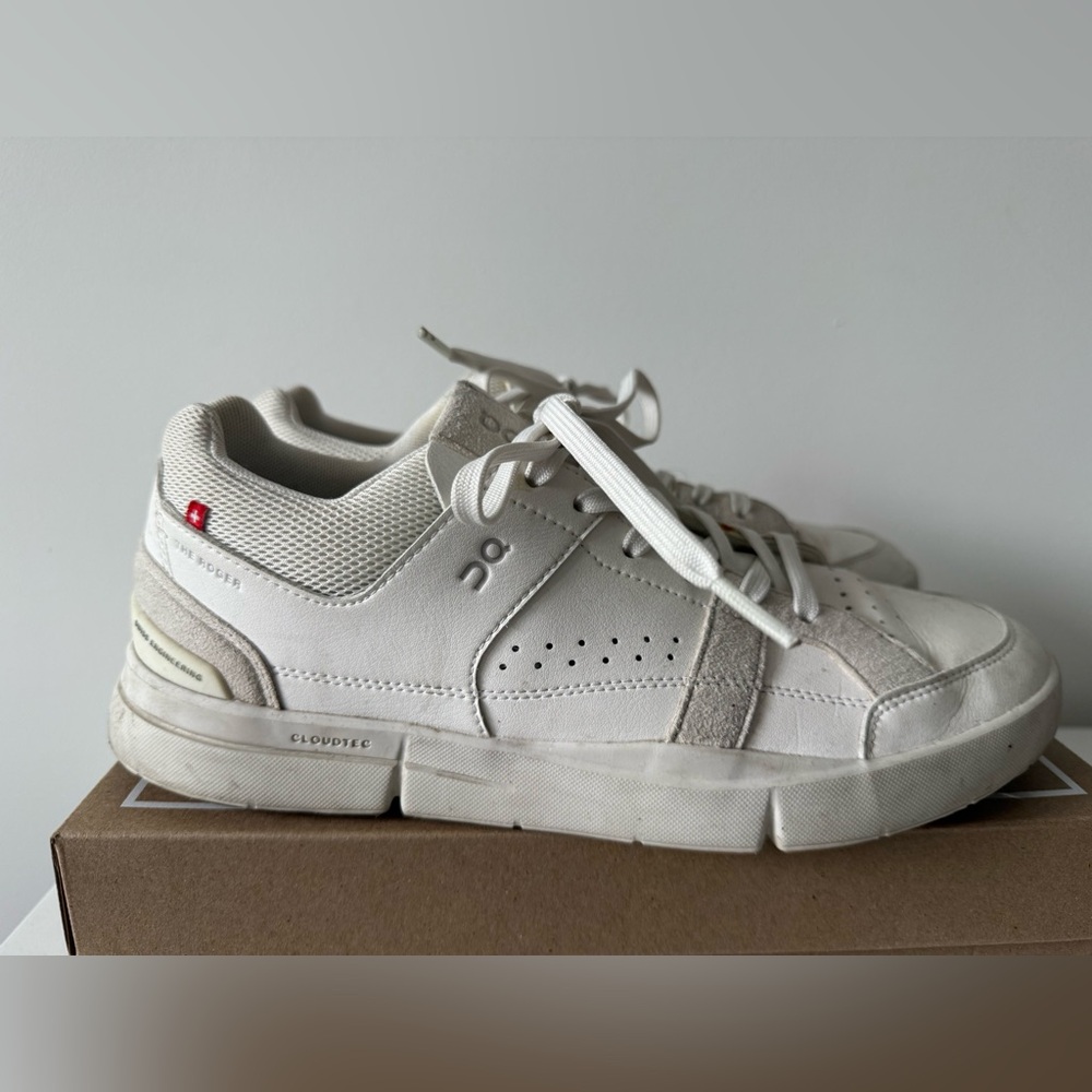 Women’s On Running White and Cream Sneakers